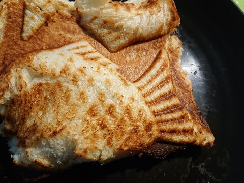 食パンで簡単餡子たい焼き